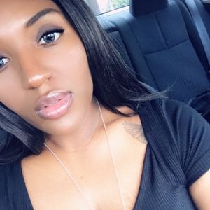 Meet your Posher, Lena